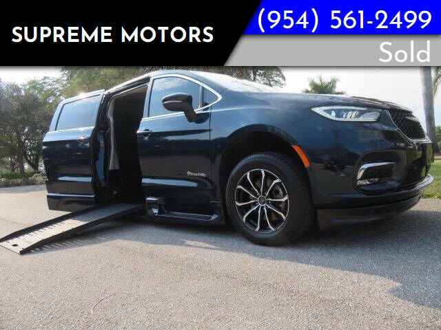 2023 CHRYSLER Pacifica