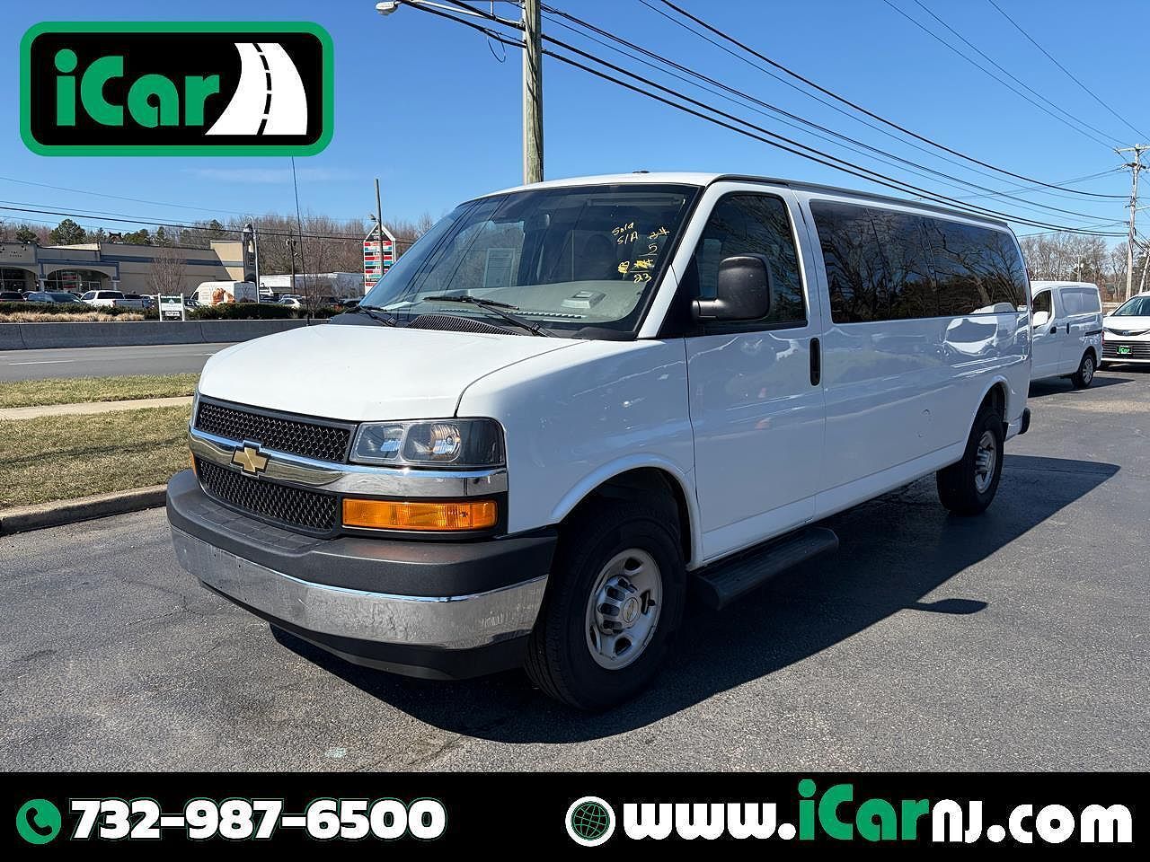 2023 CHEVROLET Express