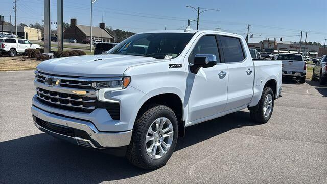 2026 CHEVROLET Silverado