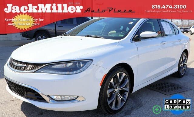2016 CHRYSLER 200