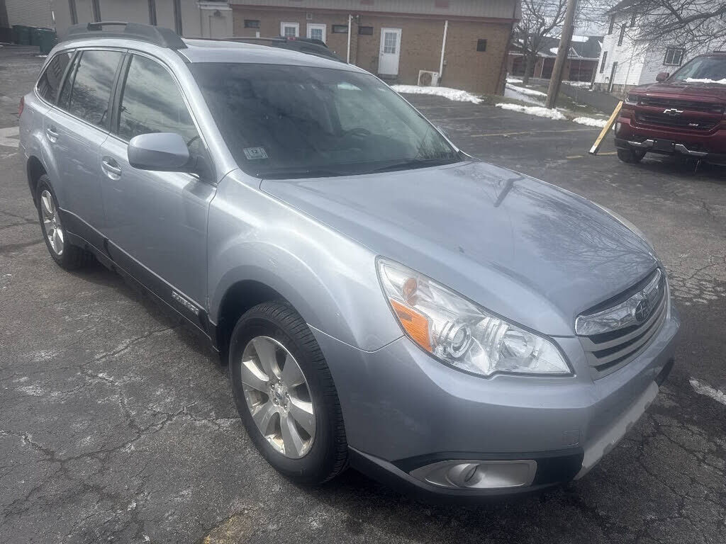 2012 SUBARU Outback