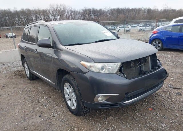 2012 TOYOTA Highlander