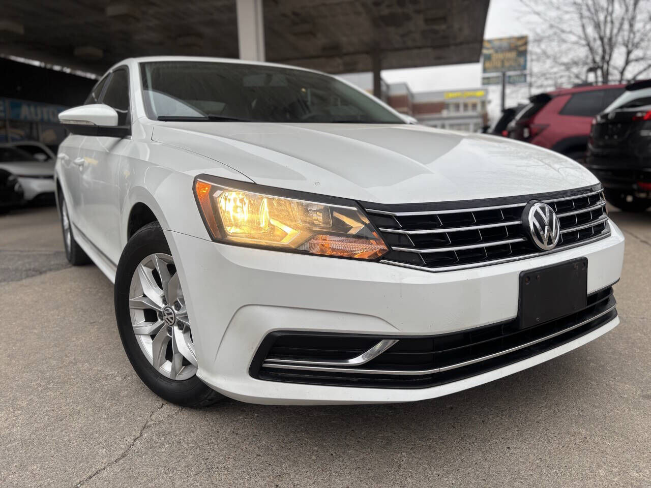 2016 VOLKSWAGEN Passat