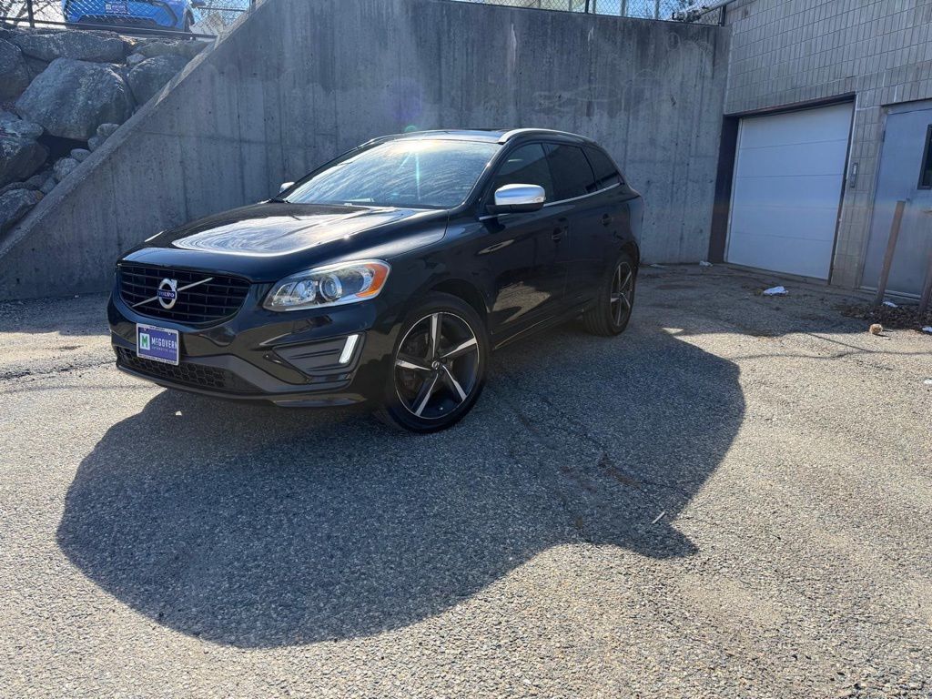2016 VOLVO XC60