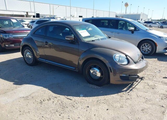 2013 VOLKSWAGEN Beetle