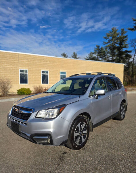 2017 SUBARU Forester