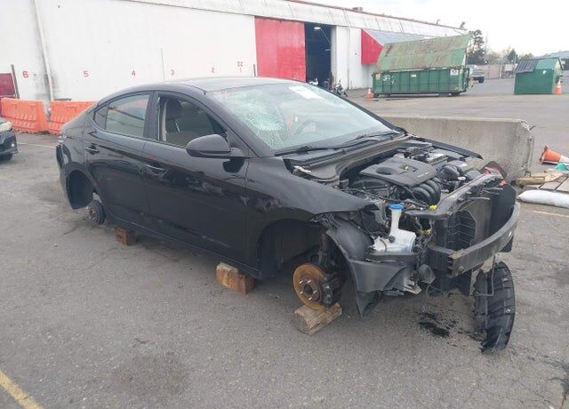 2018 HYUNDAI Elantra