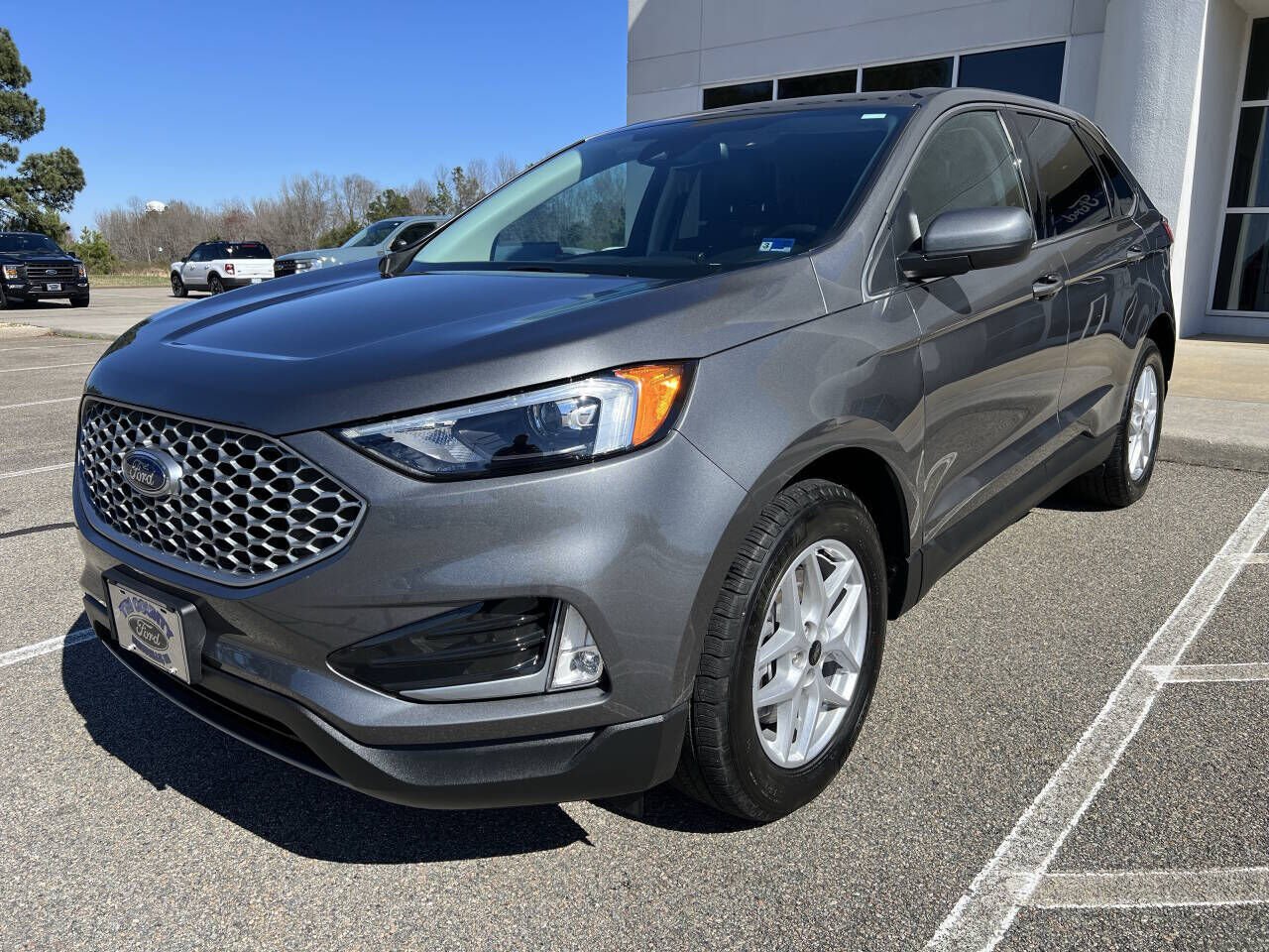 2023 FORD Edge
