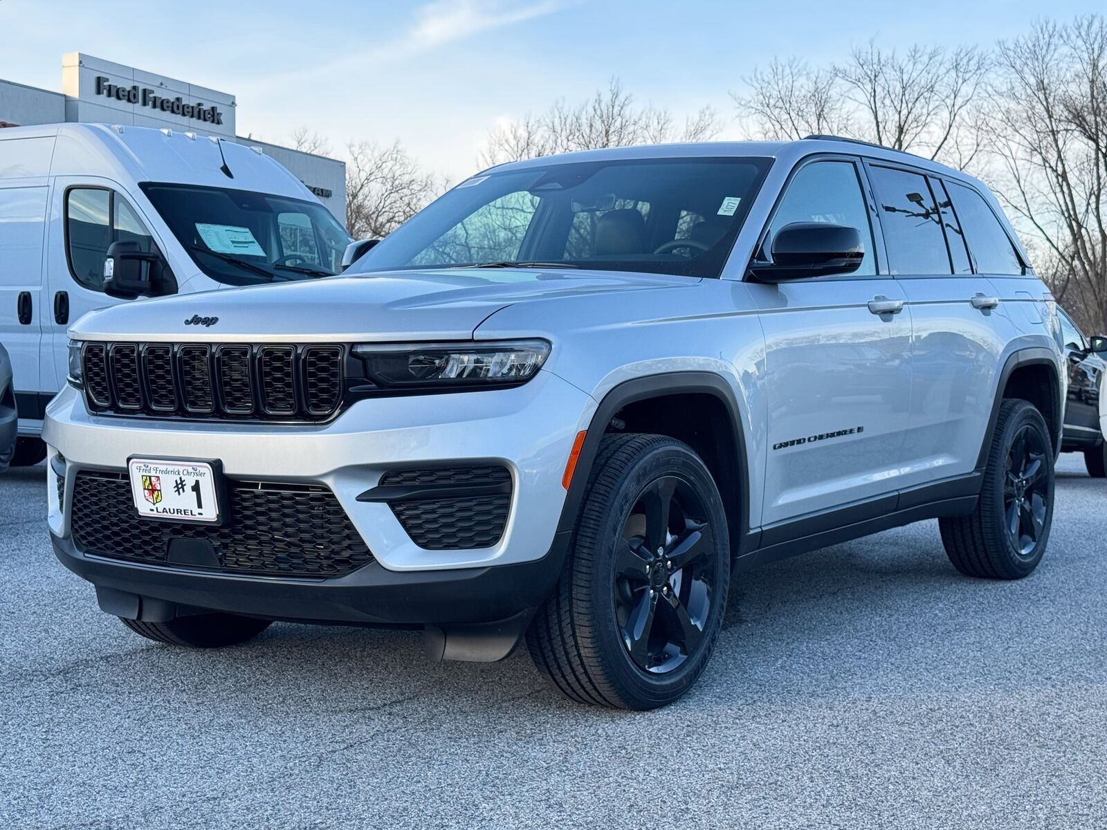 2025 JEEP Grand Cherokee