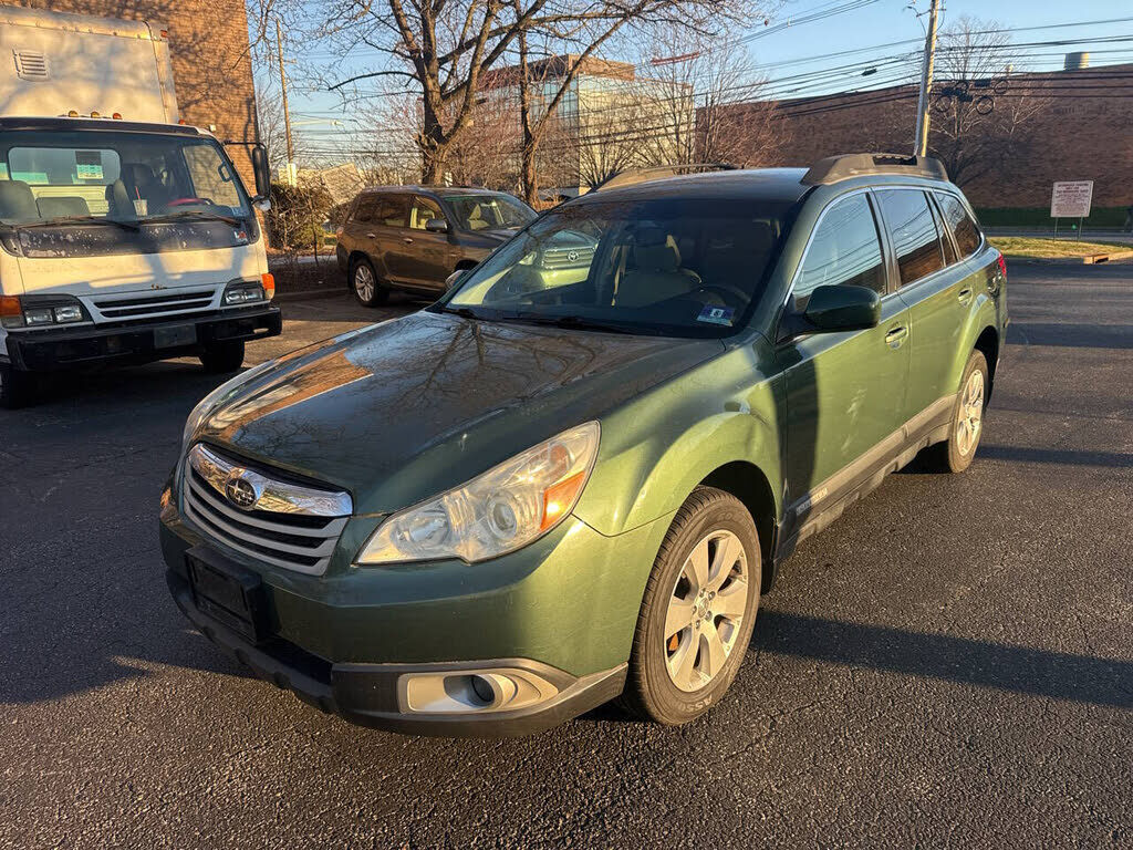 2010 SUBARU Outback