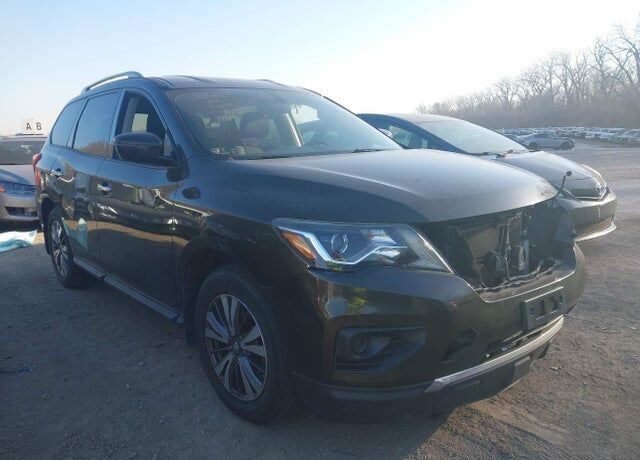 2017 NISSAN Pathfinder