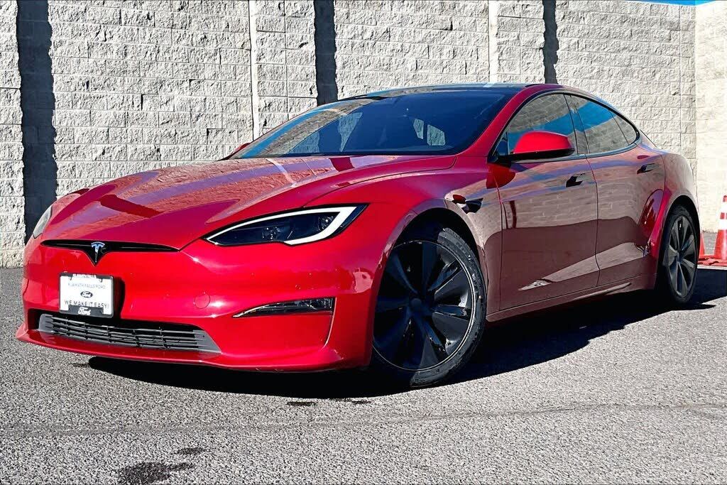 2022 TESLA Model S