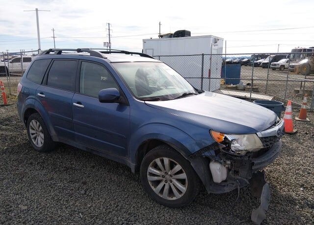 2013 SUBARU Forester