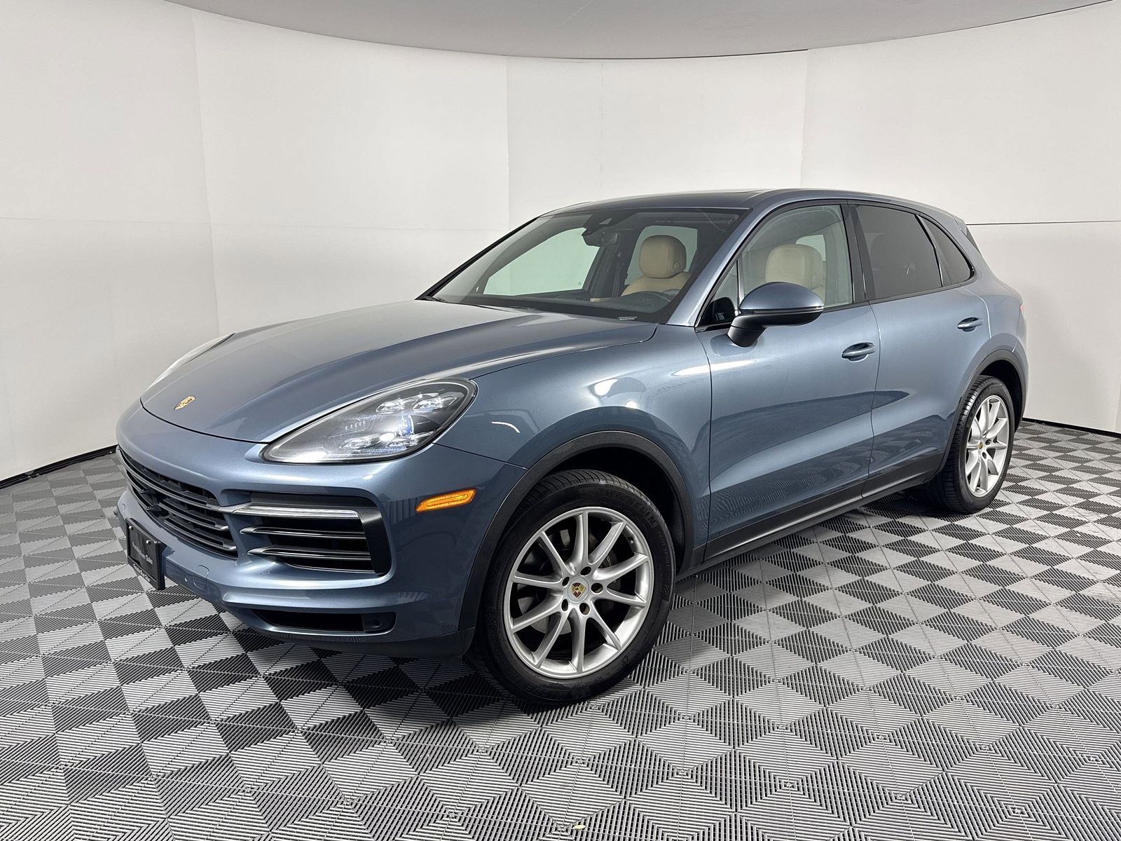 2020 PORSCHE Cayenne
