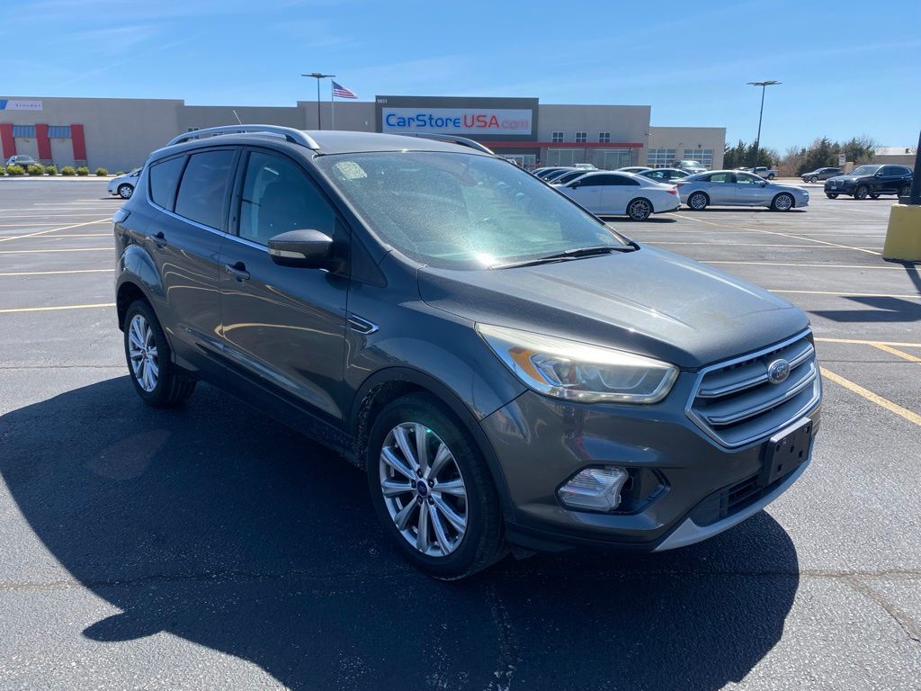 2017 FORD Escape