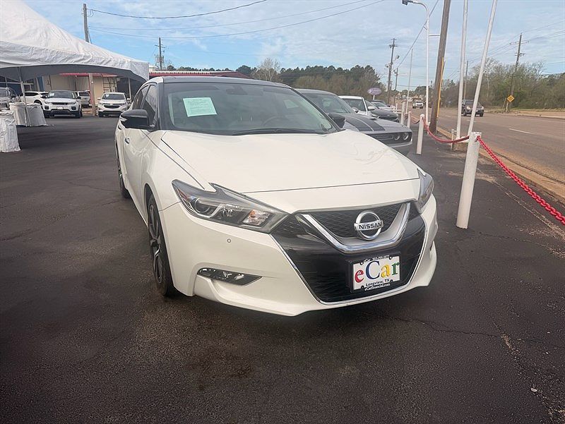 2017 NISSAN Maxima