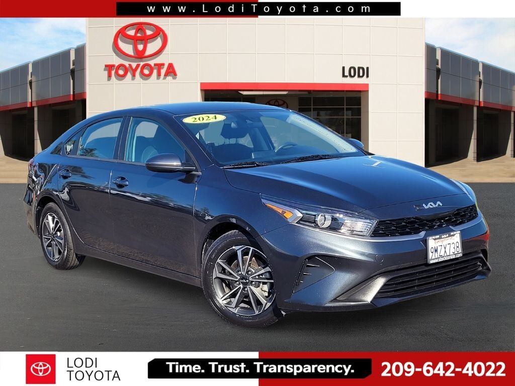2024 KIA Forte