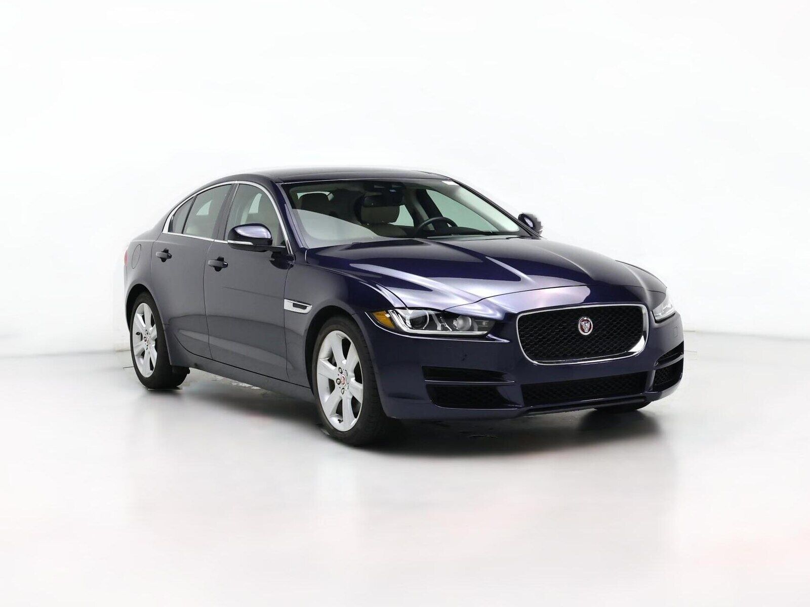 2018 JAGUAR XE