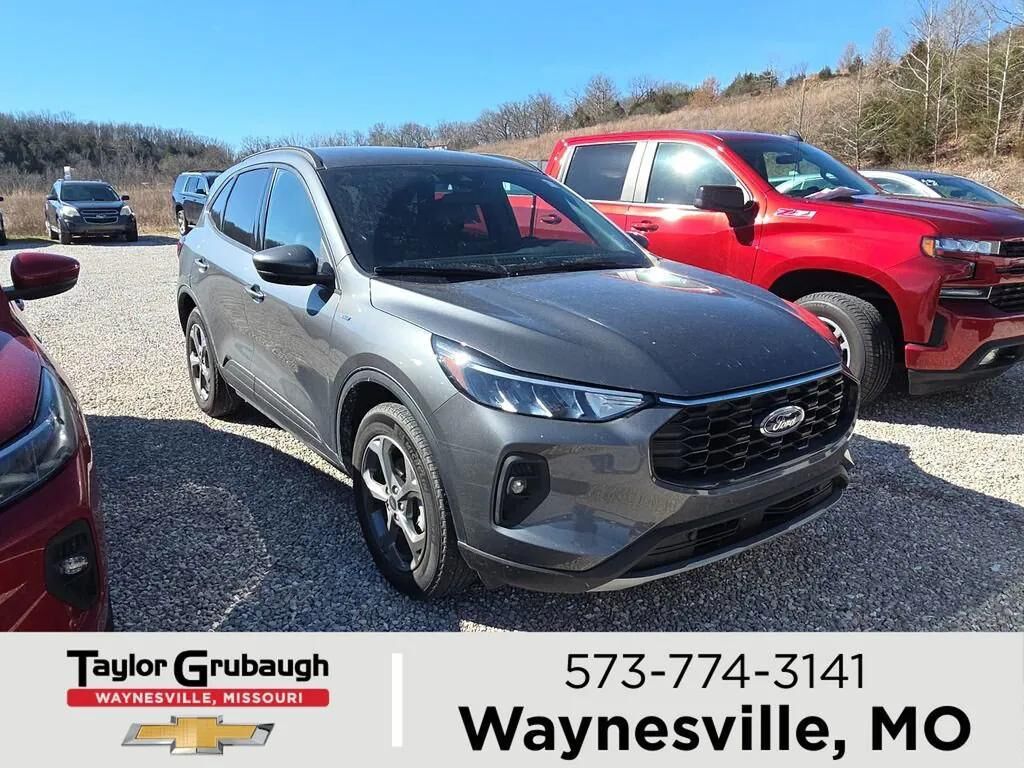 2025 FORD Escape