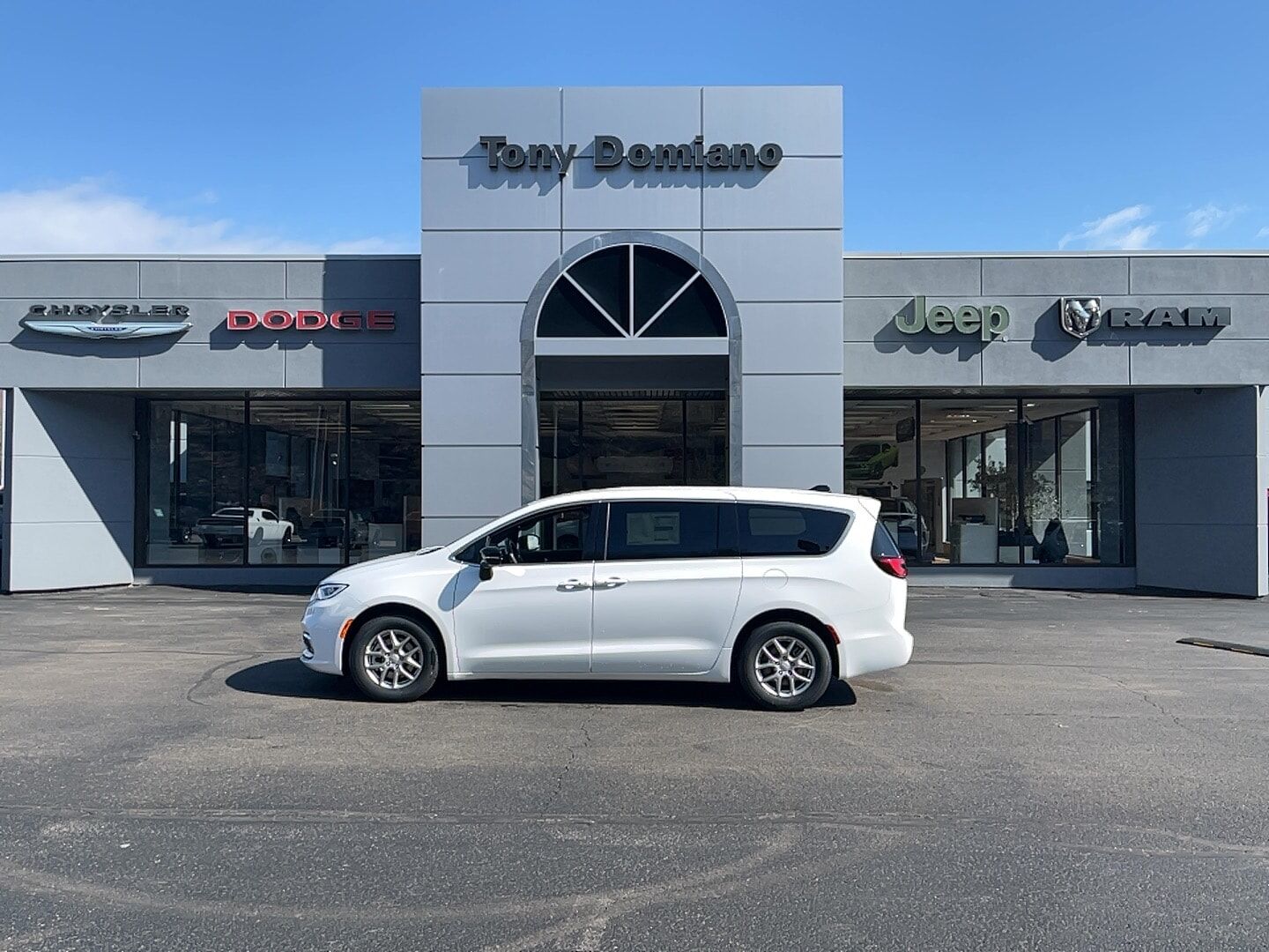 2026 CHRYSLER Pacifica