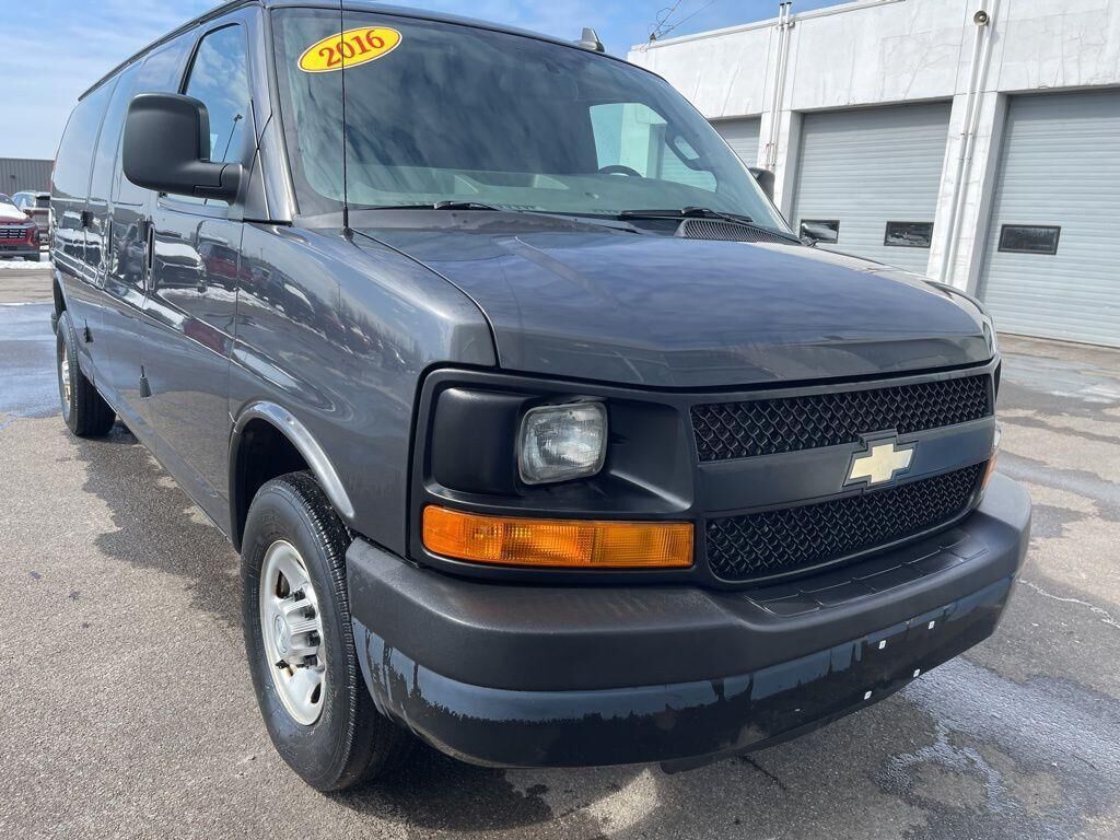 2016 CHEVROLET Express
