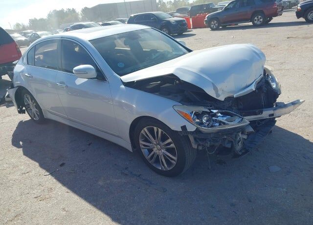 2012 HYUNDAI Genesis