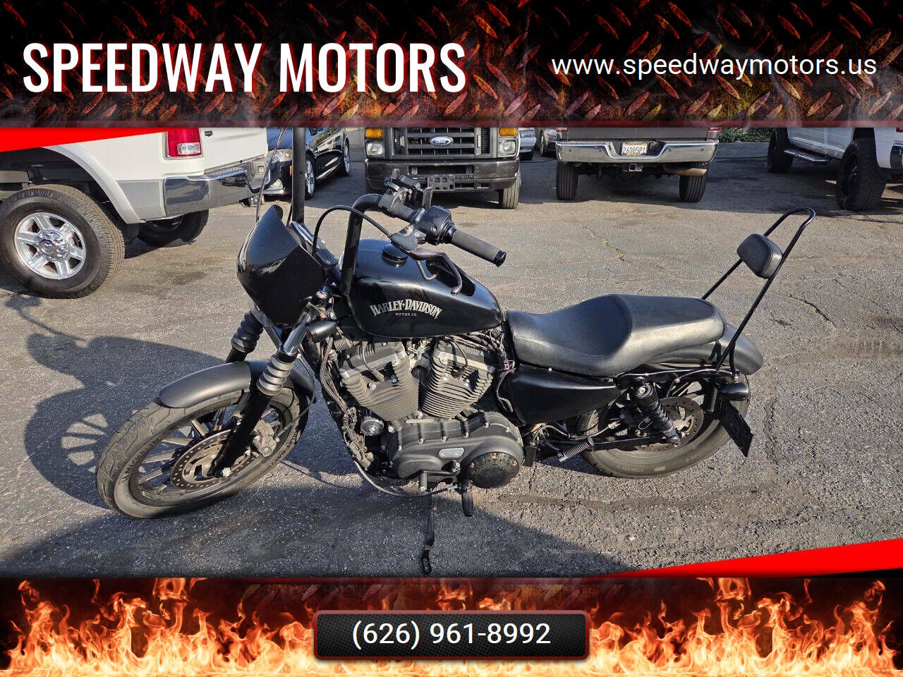 2013 HARLEY DAVIDSON Iron883