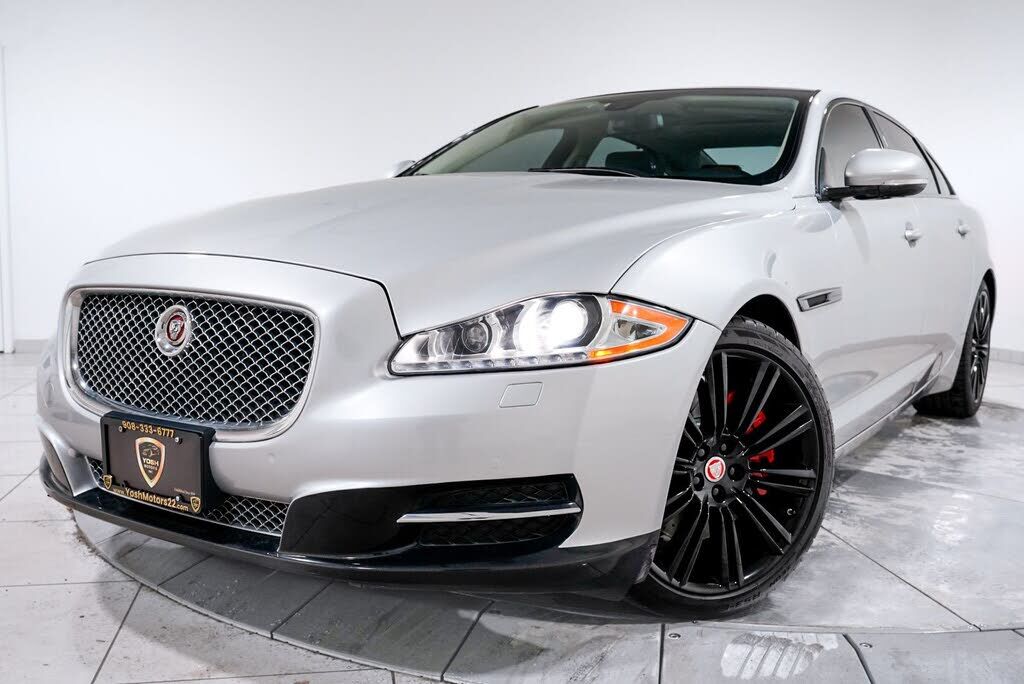 2015 JAGUAR XJ