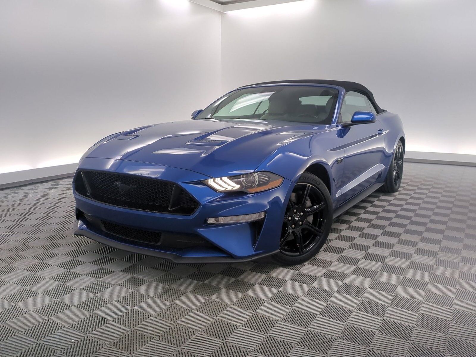 2018 FORD Mustang