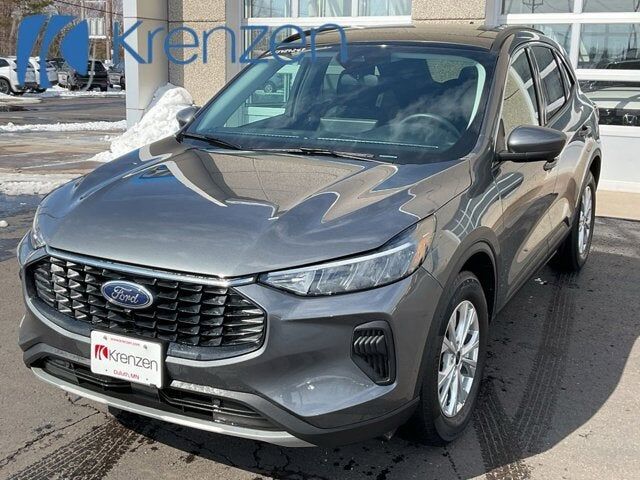 2024 FORD Escape