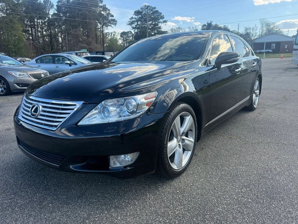 2011 LEXUS LS