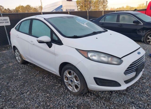 2015 FORD Fiesta