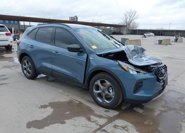 2026 FORD Escape