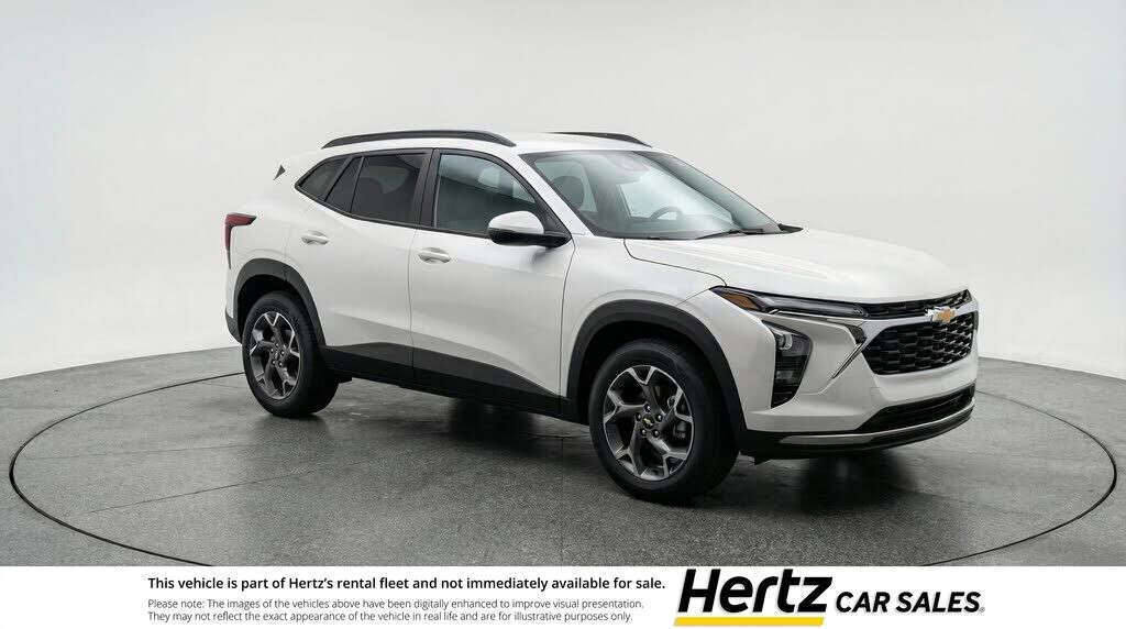 2025 CHEVROLET Trax