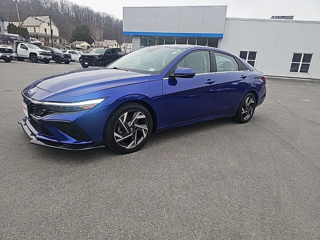 2024 HYUNDAI Elantra