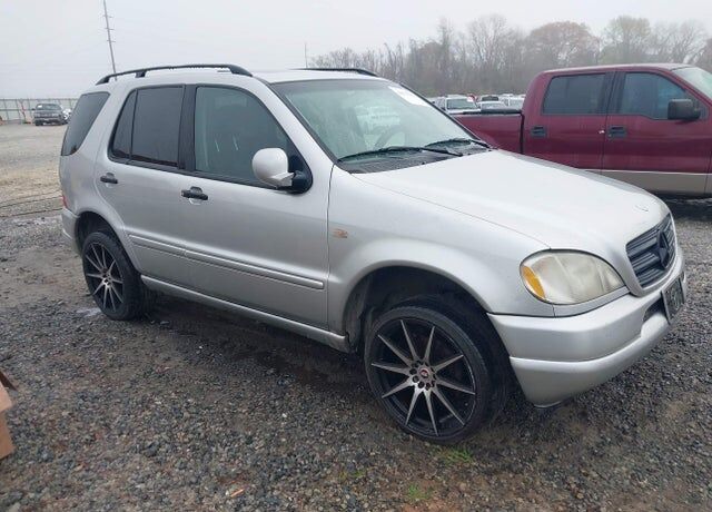 Mercedes-Benz M-Class