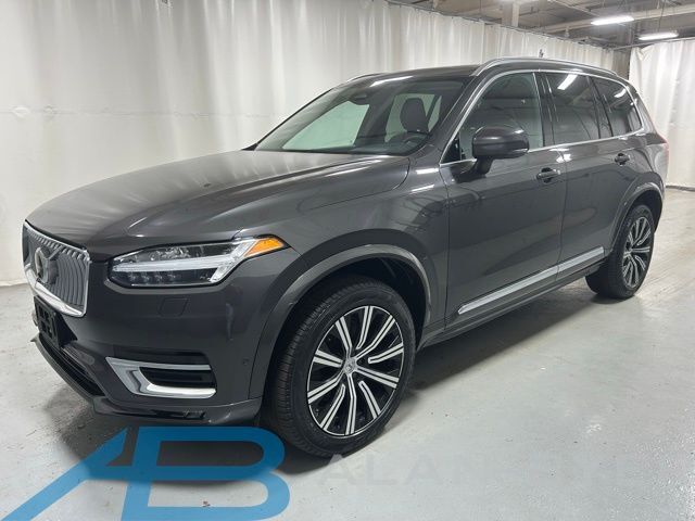 2023 VOLVO XC90