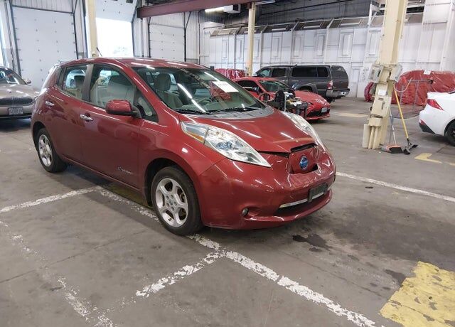 2013 NISSAN Leaf