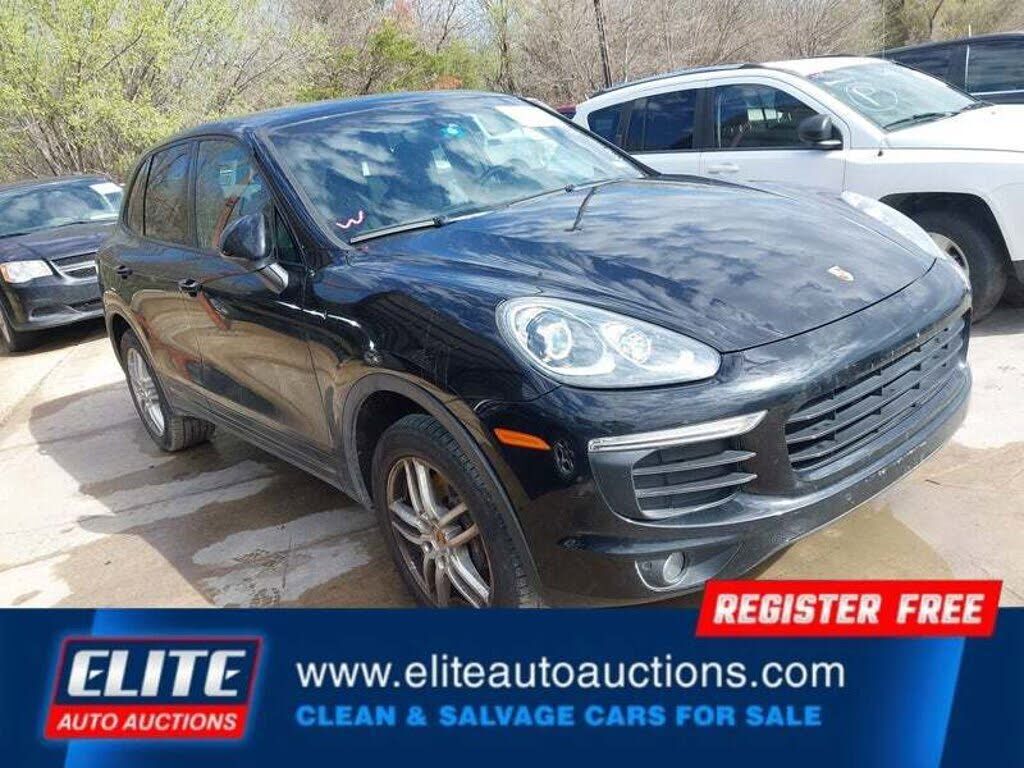 2016 PORSCHE Cayenne