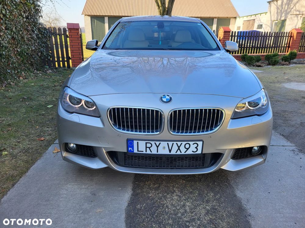BMW 528i