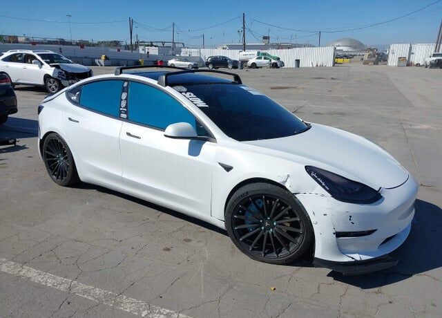 2020 TESLA Model 3