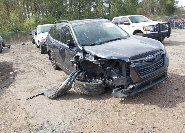 2023 SUBARU Forester