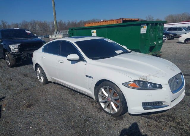 2015 JAGUAR XF