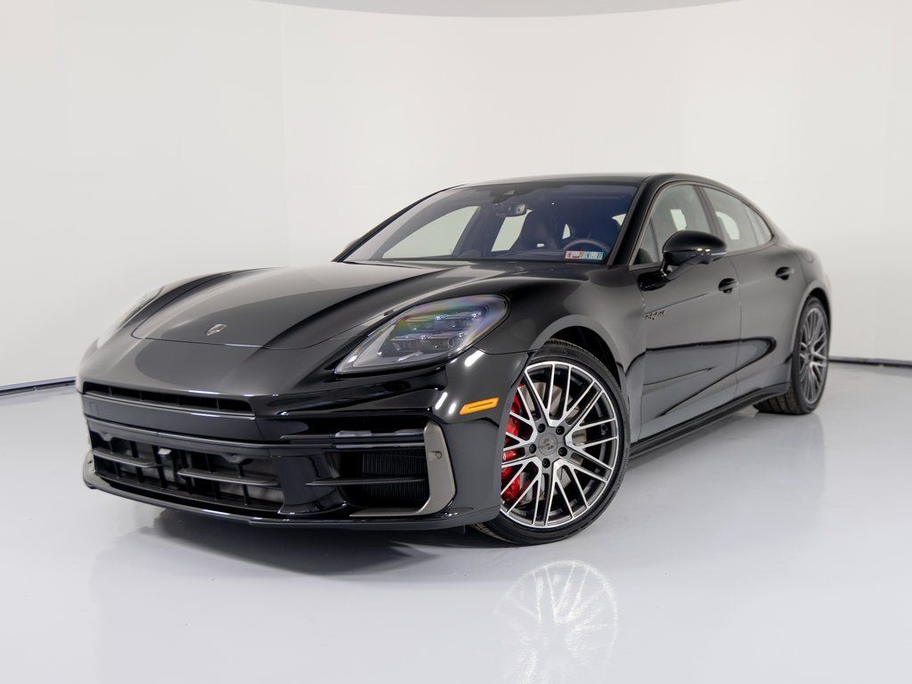 2026 PORSCHE Panamera