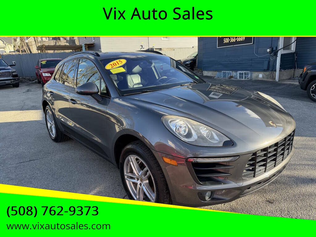 2015 PORSCHE Macan