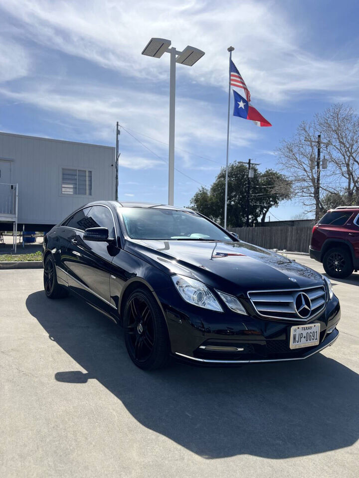 2012 MERCEDES-BENZ E-Class