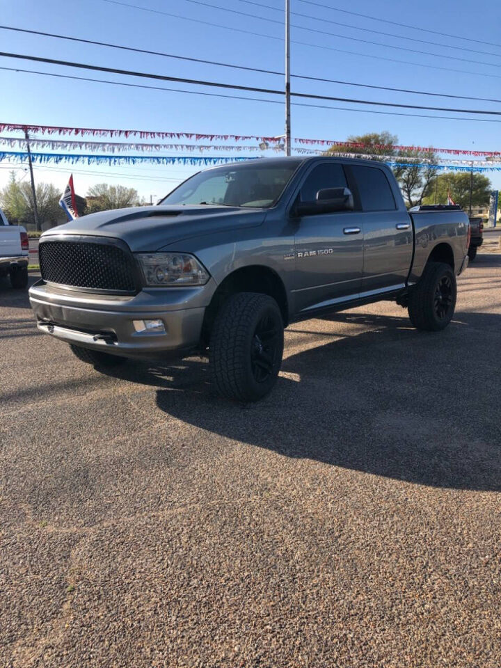 2011 DODGE Ram