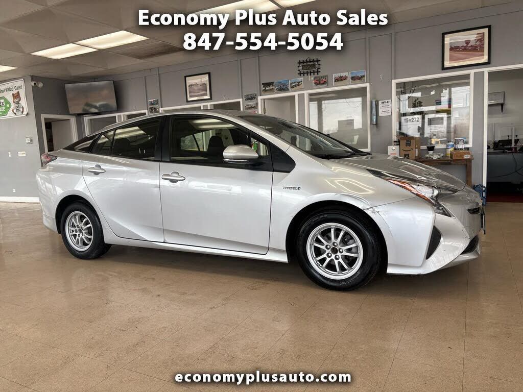 2017 TOYOTA PRIUS