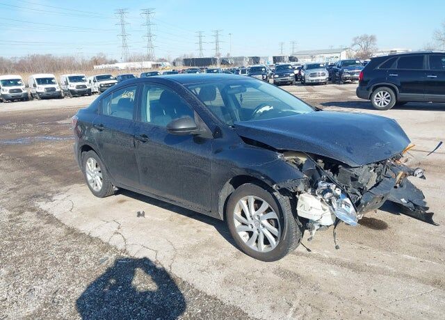 2012 MAZDA Mazda3