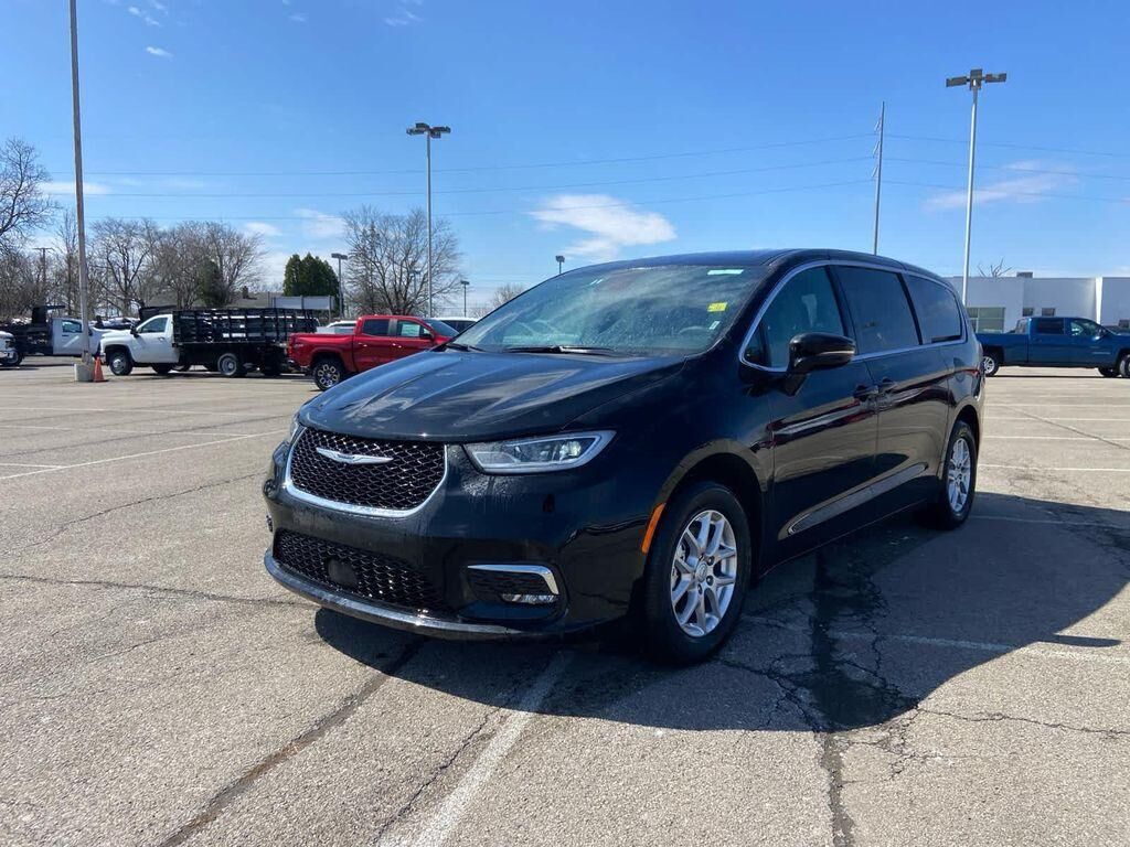 2025 CHRYSLER Pacifica